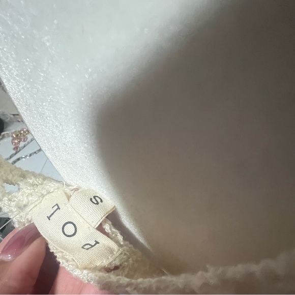 POL crochet top - Picture 4 of 4